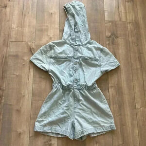 4/$25 Zara Denim Romper with Hood Snap Buttons Elastic Waist Light Wash Sz 11-12